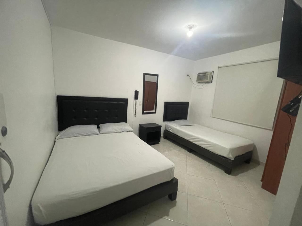 Hotel Villa Real Medellín Eksteriør bilde